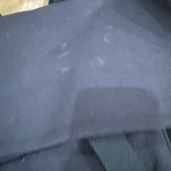 Black large lululemon tech backpack - Picture 4 of 4